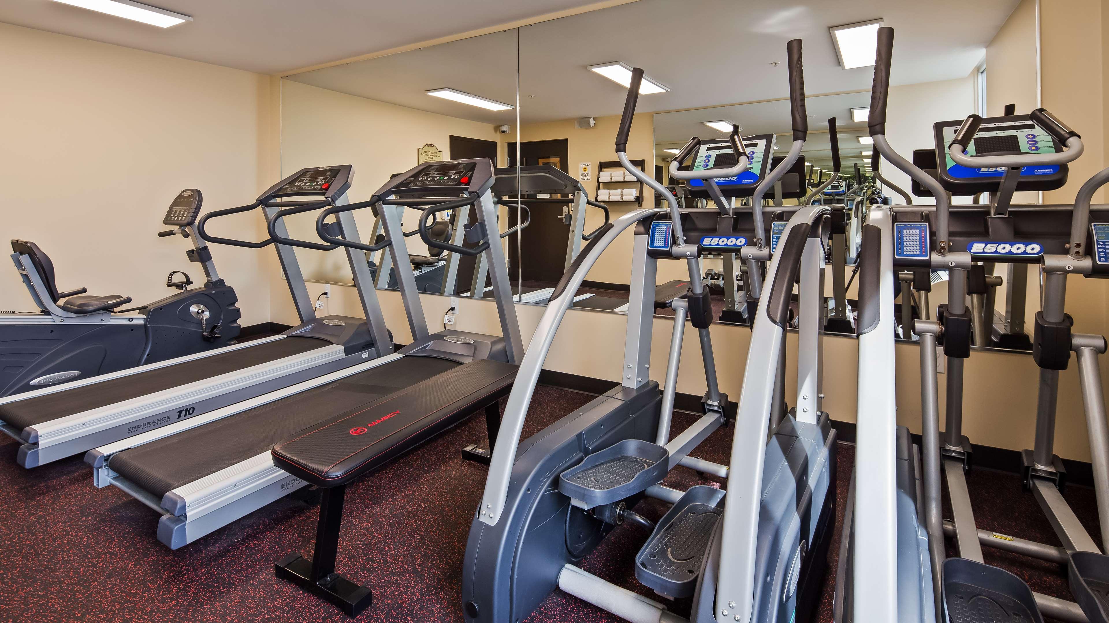 Best Western Shelby Inn & Suites Bagian luar foto